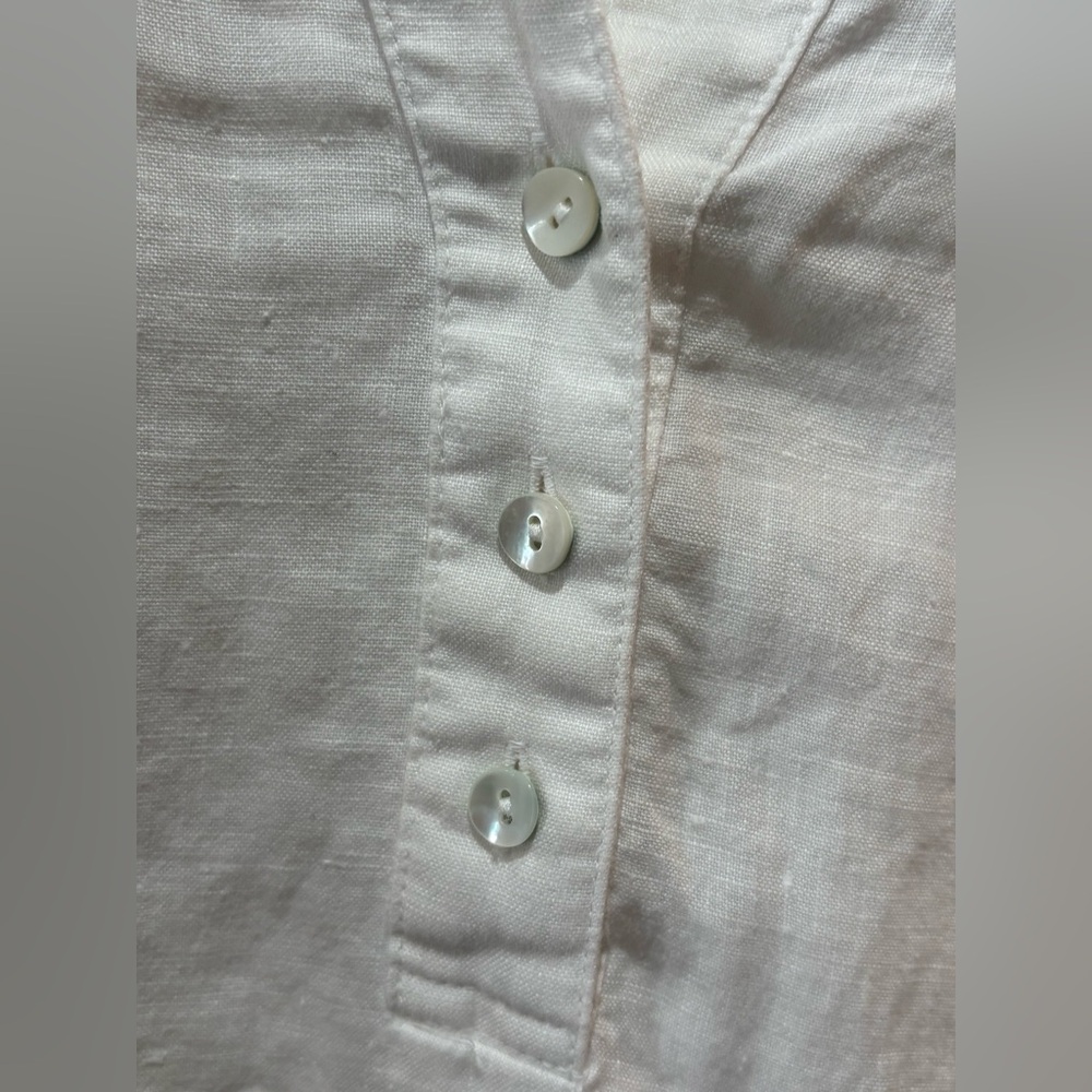 Tommy Bahama White Linen Half-Button Puff Sleeve Blouse - Picture 2 of 5